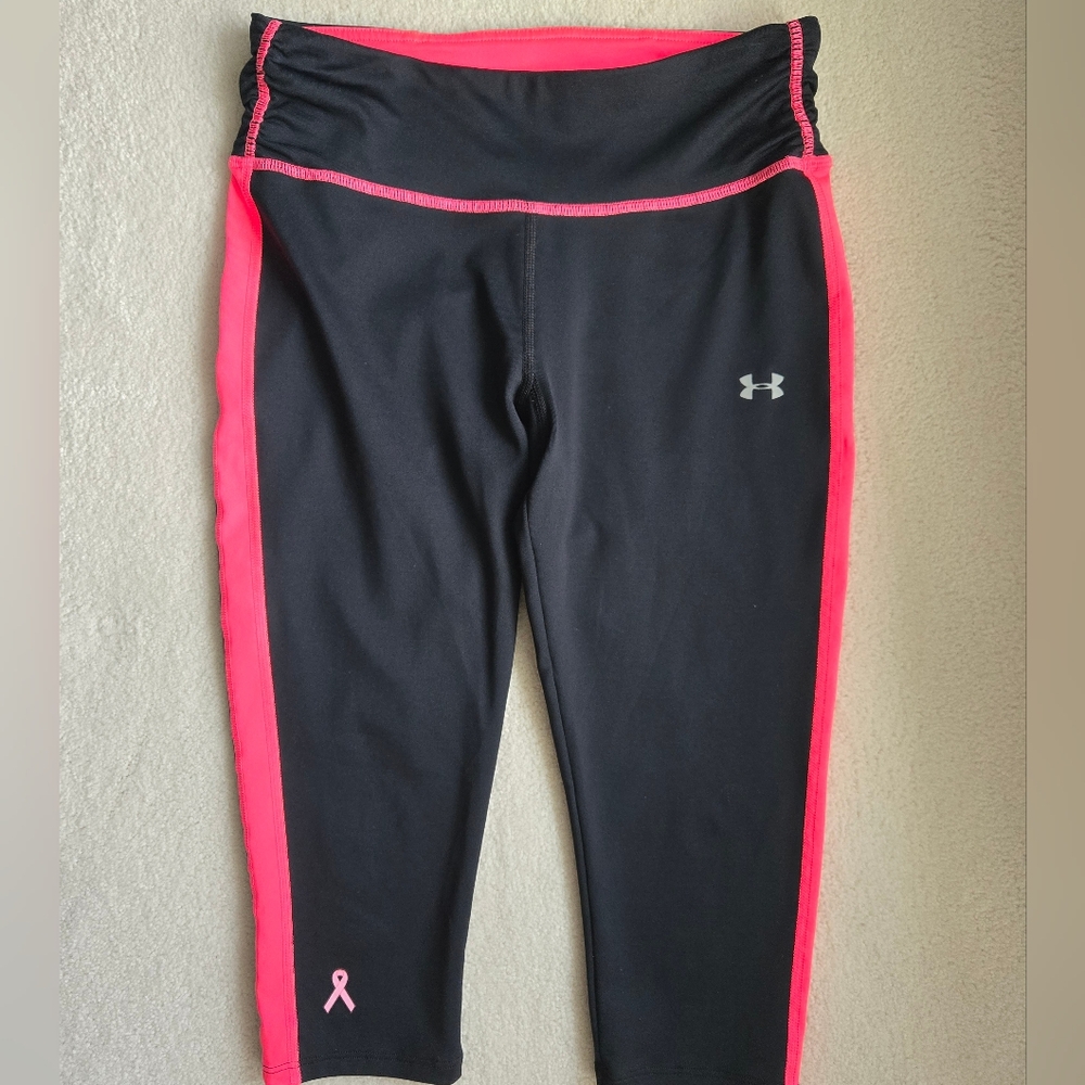 Under Armour pink black capri pants XS